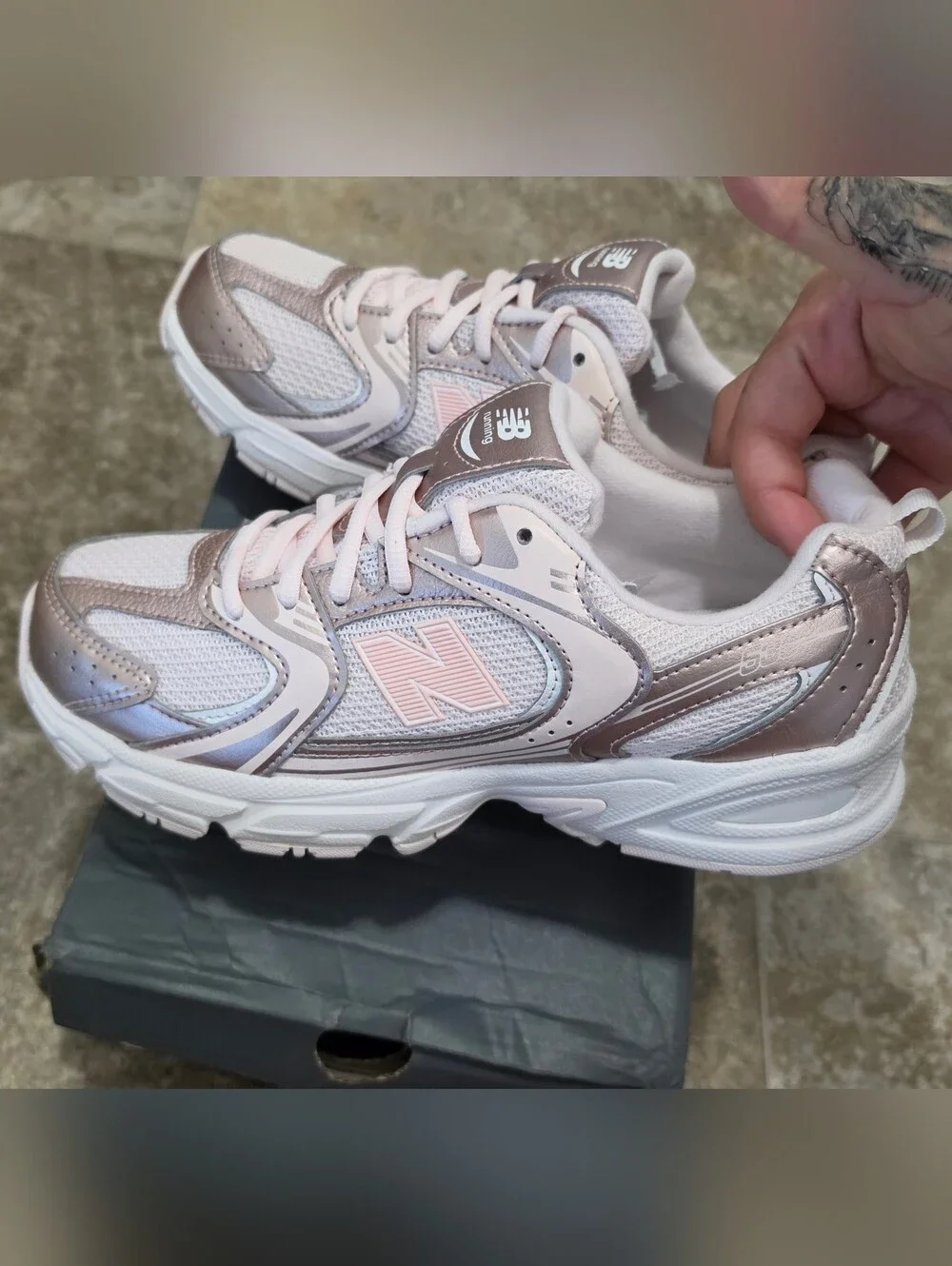 New Balance 530 Sneakers - Youth/Women